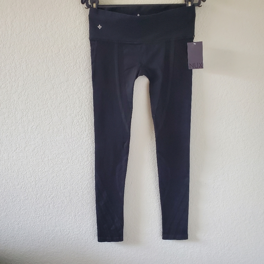 NUX mixed media crop leggings NWT